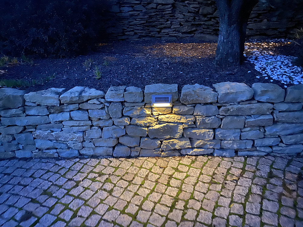 Applique solaire de balisage